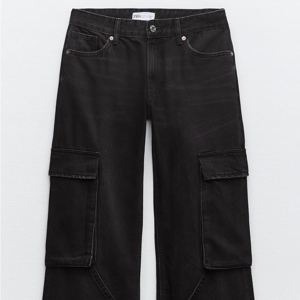 ZARA MID-RISE CARGO  NEW WITHOUT TAGS